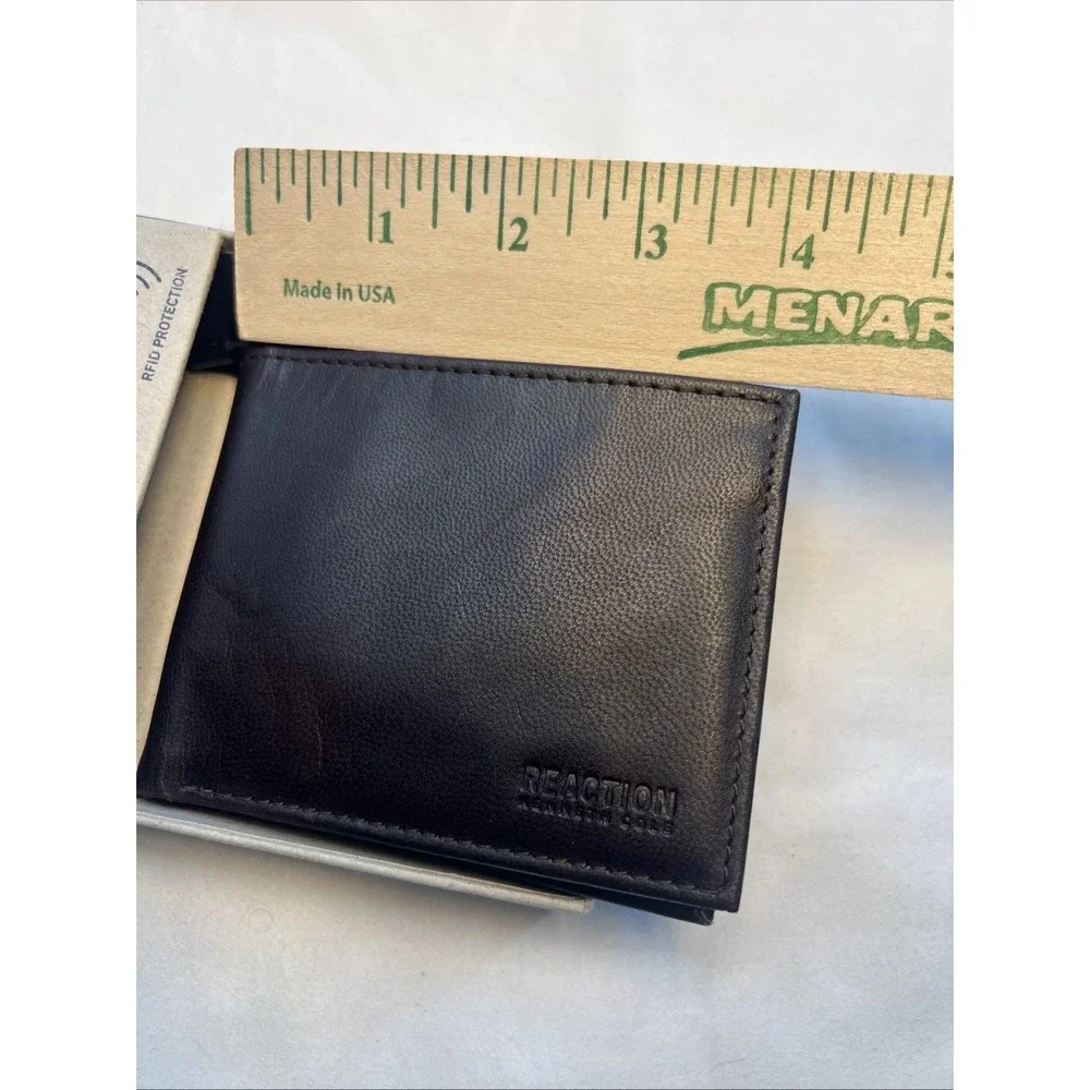 Kenneth Cole Reaction Quiet Luxury Slimfold Wallet Mens Brown RFID MinimalistNew